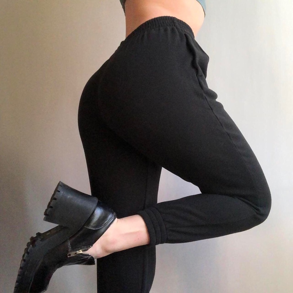 VS Black High Rise Joggers Small